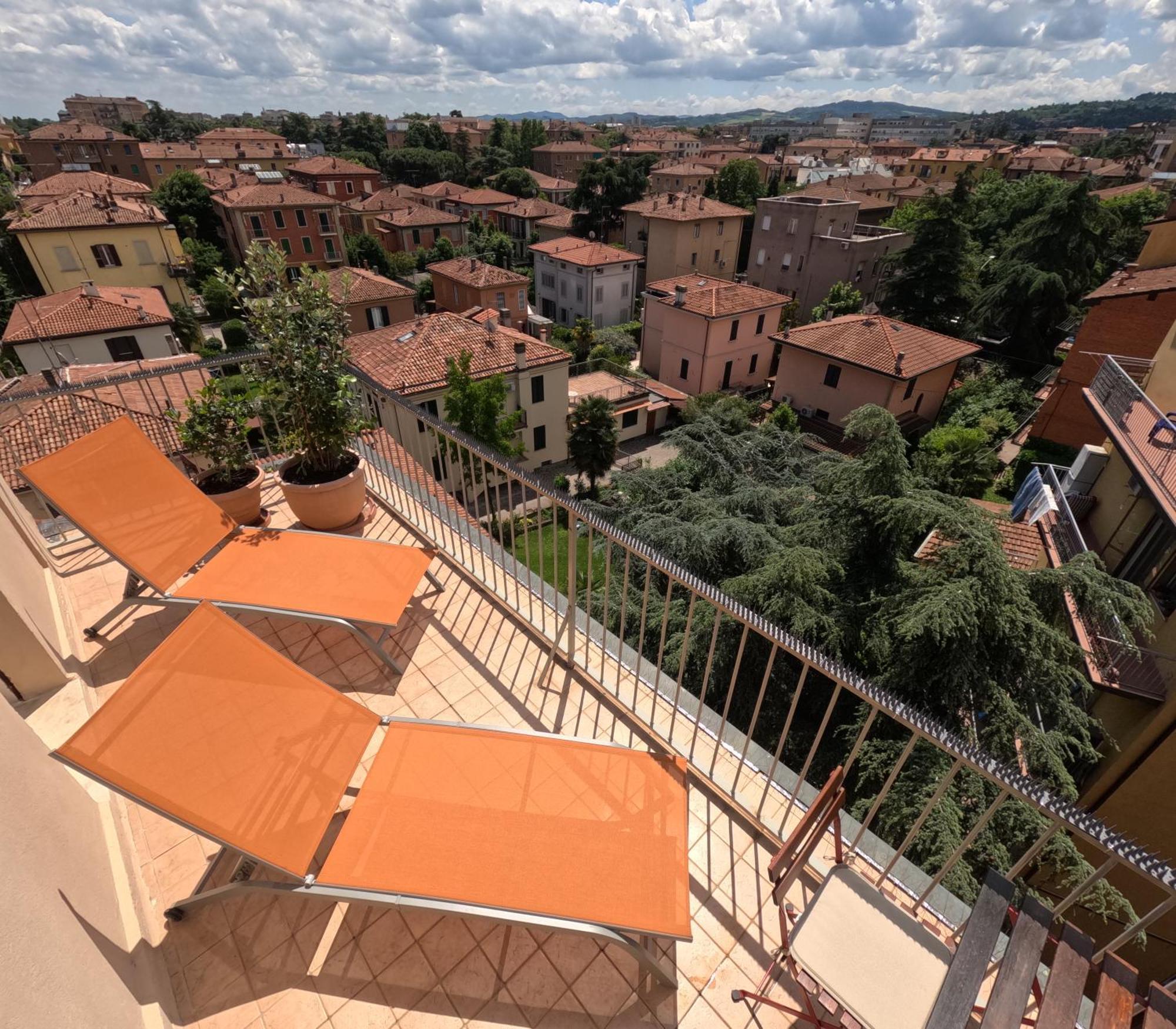 Bellavista Panoramic Terrace Appartamento Con Terrazza Zona Sant Orsola Bologne Extérieur photo