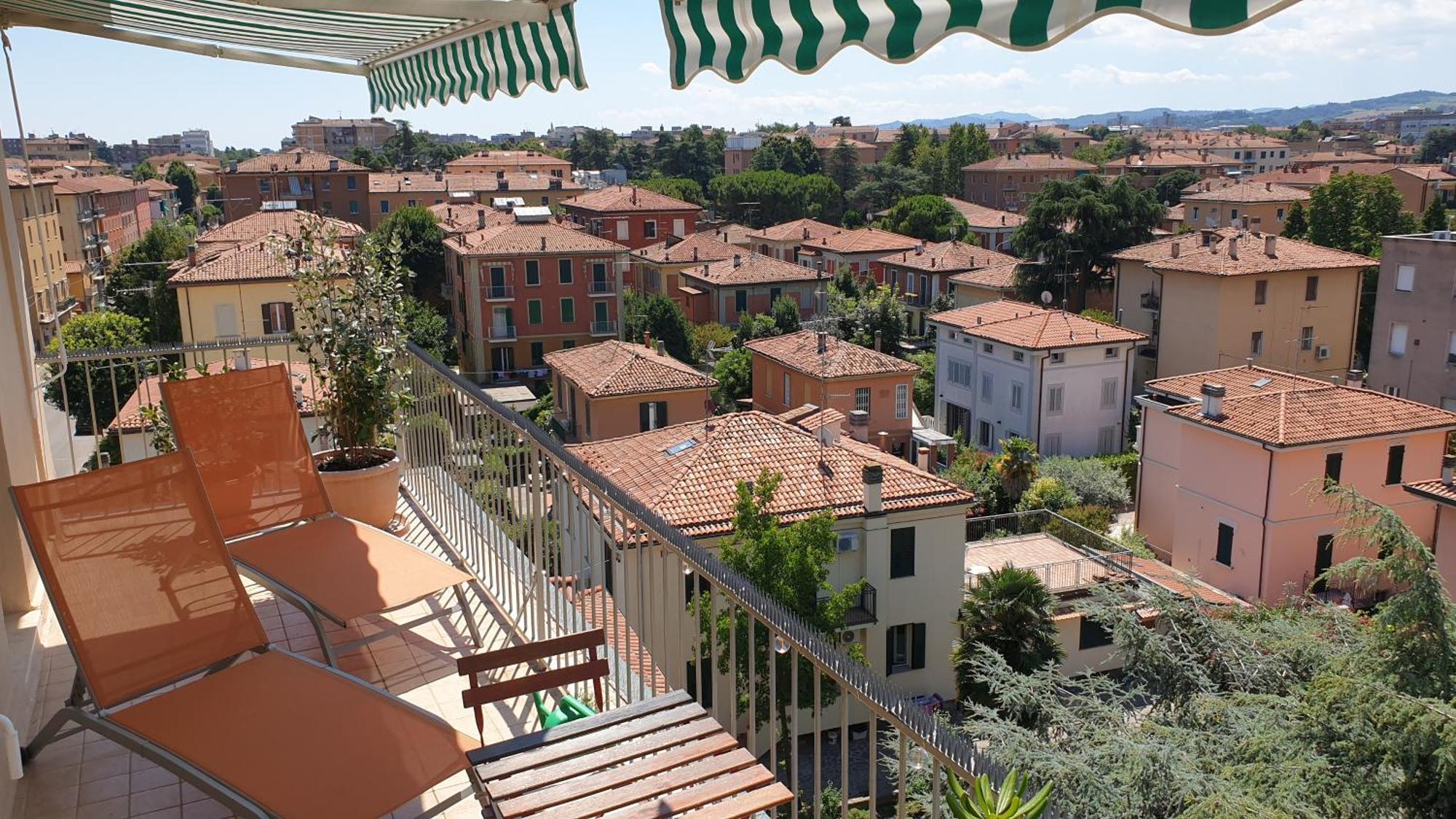 Bellavista Panoramic Terrace Appartamento Con Terrazza Zona Sant Orsola Bologne Extérieur photo